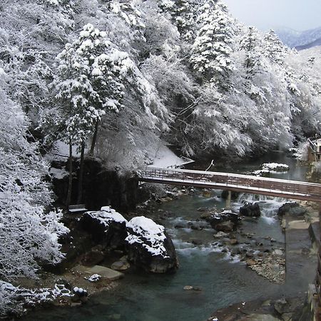 Shima-Onsen Toshimaya Nakanojo Extérieur photo